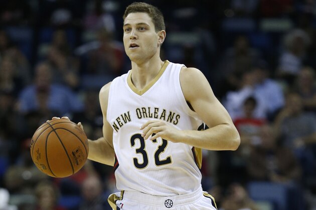 New Orleans Pelicans guard Jimmer Fredette drives with the ball during the second half of an NBA basketball game, Tuesday, Nov. 10, 2015, in New Orleans. The Pelicans won 120-105.(AP Photo/Jonathan Bachman)