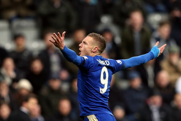 Leicester City's Jamie Vardy celebrates his goal during the English Premier League soccer match between Newcastle United and Leicester City at St James' Park, Newcastle, England, Saturday, Nov. 21, 2015. (AP Photo/Scott Heppell)