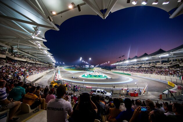 ABU DHABI, UNITED ARAB EMIRATES - NOVEMBER 29:  Nico Rosberg of Germany and Lewis Hamilton of Great Britain both of Mercedes during the Abu Dhabi Formula One Grand Prix at Yas Marina Circuit on November 29, 2015 in Abu Dhabi, United Arab Emirates.  (Photo by Peter J Fox/Getty Images)