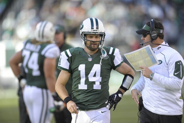 New York Jets quarterback Ryan Fitzpatrick (14) walks on the sidelines during the first half of an NFL football game against the Miami Dolphins Sunday, Nov. 29, 2015, in East Rutherford, N.J. (AP Photo/Bill Kostroun)