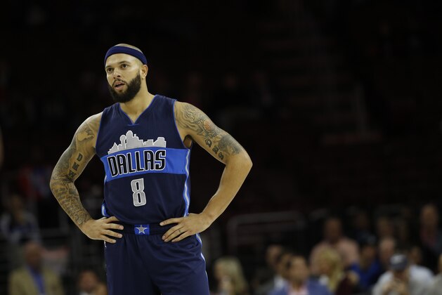 Dallas Mavericks' Deron Williams in action during an NBA basketball game against the Philadelphia 76ers, Monday, Nov. 16, 2015, in Philadelphia. (AP Photo/Matt Slocum)