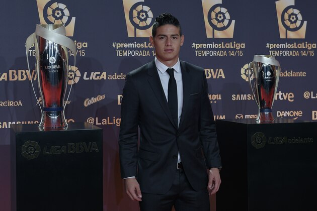 Real Madrid's Colombian midfielder James Rodriguez poses before the LFP 2014-2015 season award ceremony in Barcelona on November 30, 2015. AFP PHOTO/ LLUIS GENE / AFP / LLUIS GENE        (Photo credit should read LLUIS GENE/AFP/Getty Images)