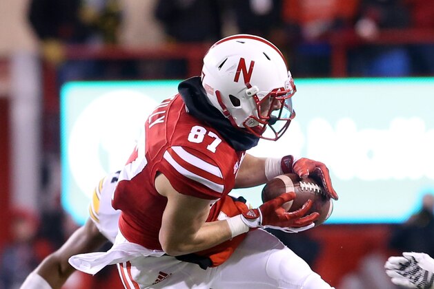 Nov 27, 2015; Lincoln, NE, USA; Nebraska Cornhuskers wide receiver Brandon Reilly (87) makes a nice catch in the fourth quarter against the Iowa Hawkeyes at Memorial Stadium. Iowa beat Nebraska 28-20.  Mandatory Credit: Reese Strickland-USA TODAY Sports