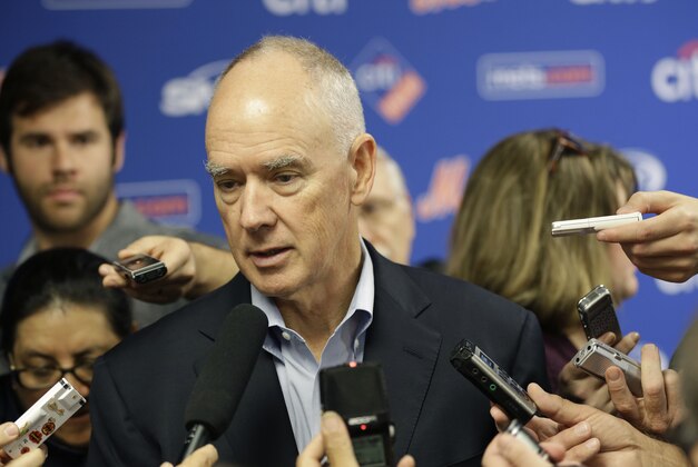 New York Mets general manger Sandy Alderson speaks to reporters during a news conference in New York, Wednesday, Nov. 4, 2015. (AP Photo/Seth Wenig)