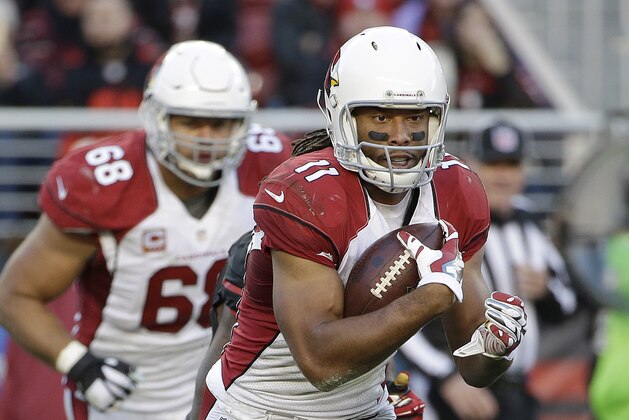 Arizona Cardinals wide receiver Larry Fitzgerald (11) runs against the San Francisco 49ers during the second half of an NFL football game in Santa Clara, Calif., Sunday, Nov. 29, 2015. (AP Photo/Marcio Jose Sanchez)
