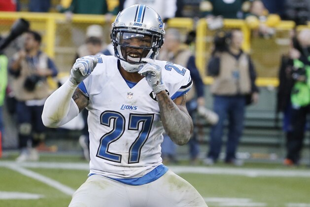 Detroit Lions' Glover Quin reacts after an NFL football game against the Green Bay Packers Sunday, Nov. 15, 2015, in Green Bay, Wis. The Lions won 18-16. (AP Photo/Morry Gash)