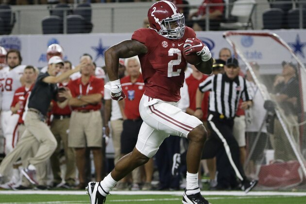 Alabama running back Derrick Henry rushes for a touchdown during the first half of an NCAA college football game against Wisconsin, Saturday, Sept. 5, 2015, in Arlington, Texas. (AP Photo/LM Otero) Alabama running back Derrick Henry rushes for a touchdown during the first half of an NCAA college football game against Wisconsin, Saturday, Sept. 5, 2015, in Arlington, Texas. (AP Photo/LM Otero)