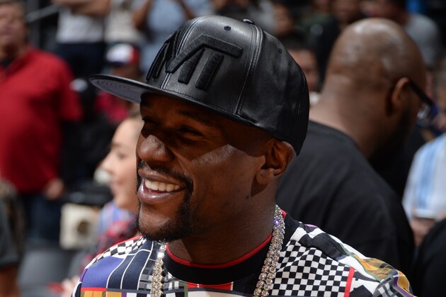LOS ANGELES, CA - NOVEMBER 2:  Boxer, Floyd Mayweather Jr. attends the game between the Phoenix Suns and Los Angeles Clippers on November 2, 2015 at STAPLES Center in Los Angeles, California. NOTE TO USER: User expressly acknowledges and agrees that, by downloading and/or using this Photograph, user is consenting to the terms and conditions of the Getty Images License Agreement. Mandatory Copyright Notice: Copyright 2015 NBAE (Photo by Andrew D. Bernstein/NBAE via Getty Images)