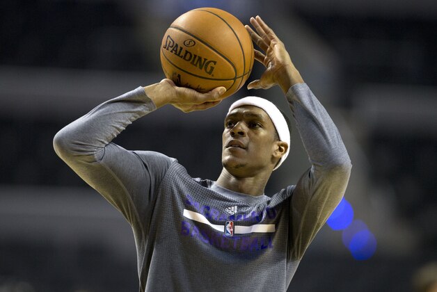 Sacramento Kings guard Rajon Rondo shoots during a training session in Mexico City, Wednesday, Dec. 2, 2015. The Kings will play the Boston Celtics Thursday in a regular-season NBA basketball game in Mexico City.(AP Photo/Rebecca Blackwell) Sacramento Kings guard Rajon Rondo shoots during a training session in Mexico City, Wednesday, Dec. 2, 2015. The Kings will play the Boston Celtics Thursday in a regular-season NBA basketball game in Mexico City.(AP Photo/Rebecca Blackwell)