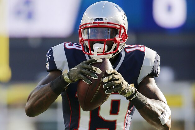 New England Patriots wide receiver Brandon LaFell runs the ball against the Washington Redskins during a NFL football game at Gillette Stadium in Foxborough, Mass. Sunday Nov. 8, 2015. (Winslow Townson/AP Images for Panini)
