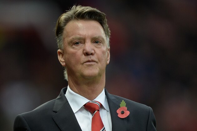 Manchester United's Dutch manager Louis van Gaal leaves the pitch at half-time during the English Premier League football match between Manchester United and West Bromwich Albion at Old Trafford stadium in Manchester, north west England, on November 7, 2015.     AFP PHOTO / OLI SCARFF

RESTRICTED TO EDITORIAL USE. No use with unauthorized audio, video, data, fixture lists, club/league logos or 'live' services. Online in-match use limited to 75 images, no video emulation. No use in betting, games or single club/league/player publications.        (Photo credit should read OLI SCARFF/AFP/Getty Images)