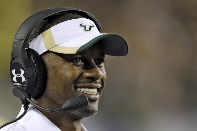 South Florida head coach Willie Taggart during the third quarter of an NCAA college football game against Cincinnati Friday, Nov. 20, 2015, in Tampa, Fla. (AP Photo/Chris O'Meara)