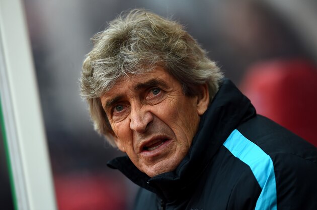 STOKE ON TRENT, ENGLAND - DECEMBER 05:  Manuel Pellegrini, manager of Manchester City looks on prior to the Barclays Premier League match between Stoke City and Manchester City at Britannia Stadium on December 5, 2015 in Stoke on Trent, England.  (Photo by Laurence Griffiths/Getty Images)
