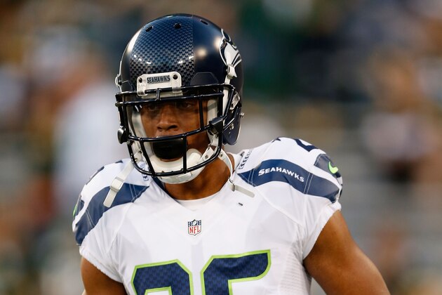 GREEN BAY, WI - SEPTEMBER 20:  Cornerback Cary Williams #26 of the Seattle Seahawks during the NFL game against the Green Bay Packers at Lambeau Field on September 20, 2015 in Green Bay, Wisconsin. The Packers defeated the Seahawks 27-17.  (Photo by Christian Petersen/Getty Images)