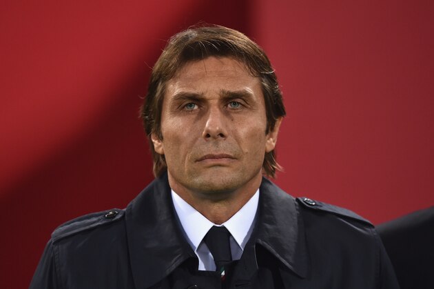 BOLOGNA, ITALY - NOVEMBER 17:  Head coach Italy Antonio Conte looks on prior to the international friendly match between Italy and Romania at Stadio Renato Dall'Ara on November 17, 2015 in Bologna, Italy.  (Photo by Valerio Pennicino/Getty Images)