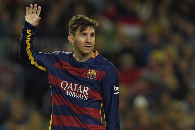 Barcelona's Argentinian forward Lionel Messi gestures during the Spanish league football match FC Barcelona vs Real Sociedad de Futbol at the Camp Nou stadium in Barcelona on November 28, 2015. AFP PHOTO/ LLUIS GENE / AFP / LLUIS GENE        (Photo credit should read LLUIS GENE/AFP/Getty Images)