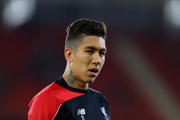 SOUTHAMPTON, ENGLAND - DECEMBER 02: Roberto Firmino of Liverpool warms up before the Capital One Cup Quarter Final between Southampton and Liverpool at St Mary's Stadium on December 2, 2015 in Southampton, England. (Photo by Catherine Ivill - AMA/Getty Images)