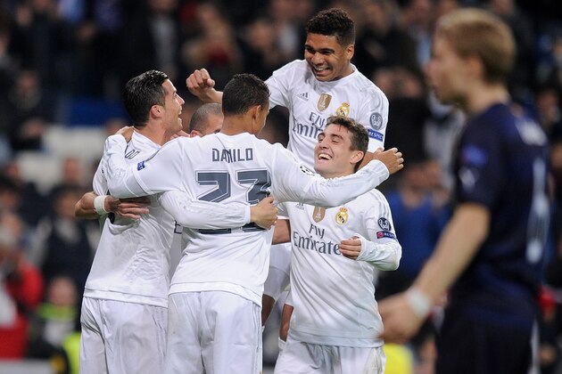 MADRID, SPAIN - DECEMBER 08:  Cristiano Ronaldo of Real Madrid celebrates after scoring Real's 5th goal during the UEFA Champions League Group A match between Real Madrid CF and Malmo FF at the Santiago Bernabeu stadium on December 8, 2015 in Madrid, Spain.  (Photo by Denis Doyle/Getty Images)
