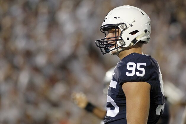 STATE COLLEGE, PA - SEPTEMBER 19:  Carl Nassib #95 of the Penn State Nittany Lions in action during the game against the Rutgers Scarlet Knights on September 19, 2015 at Beaver Stadium in State College, Pennsylvania.  (Photo by Justin K. Aller/Getty Images)