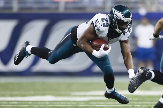 Philadelphia Eagles running back DeMarco Murray (29) rushes against the Detroit Lions during an NFL football game at Ford Field in Detroit, Thursday, Nov. 26, 2015. (AP Photo/Rick Osentoski)