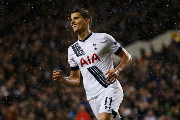 LONDON, ENGLAND - DECEMBER 10:  Erik Lamela of Spurs celebrates after scoring his team's second goal during the UEFA Europa League Group J match between Tottenham Hotspur and AS Monaco at White Hart Lane on December 10, 2015 in London, United Kingdom.  (Photo by Bryn Lennon/Getty Images)