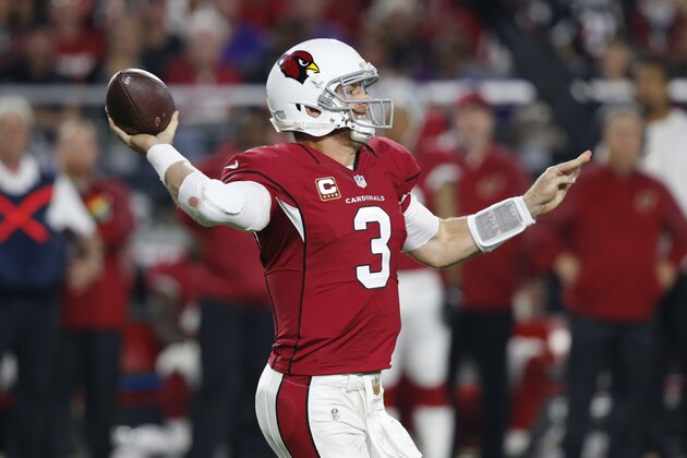 Arizona Cardinals quarterback Carson Palmer (3) throws against the Minnesota Vikings during the first half of an NFL football game, Thursday, Dec. 10, 2015, in Glendale, Ariz. (AP Photo/Ross D. Franklin)