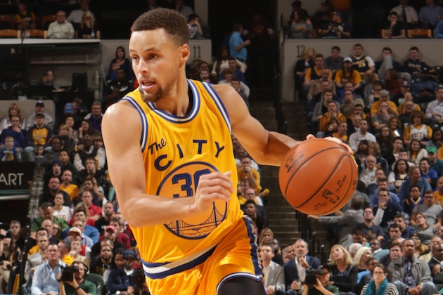 INDIANAPOLIS, IN - DECEMBER 8:  Stephen Curry #30 of the Golden State Warriors drives to the basket against the Indiana Pacers on December 8, 2015 at Bankers Life Fieldhouse in Indianapolis, Indiana. NOTE TO USER: User expressly acknowledges and agrees that, by downloading and or using this Photograph, user is consenting to the terms and conditions of the Getty Images License Agreement. Mandatory Copyright Notice: Copyright 2015 NBAE (Photo by Ron Hoskins/NBAE via Getty Images)