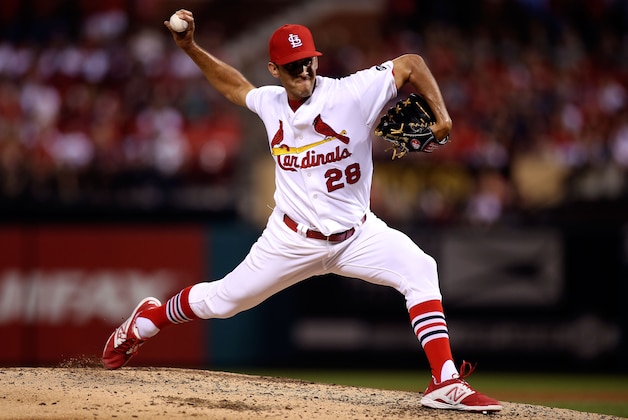 Sep 24, 2015; St. Louis, MO, USA; St. Louis Cardinals relief pitcher Steve Cishek (28) throws during the sixth inning of a baseball game against the Milwaukee Brewers at Busch Stadium. Mandatory Credit: Scott Kane-USA TODAY Sports