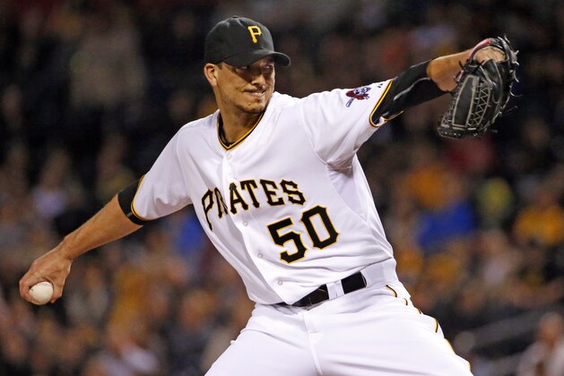 Pittsburgh Pirates starting pitcher Charlie Morton delivers in the first inning of a baseball game against the St. Louis Cardinals in Pittsburgh, Wednesday, Sept. 30, 2015. (AP Photo/Gene J. Puskar)