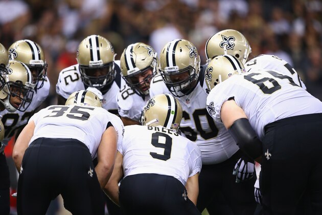 NEW ORLEANS, LA - SEPTEMBER 20:  Drew Brees #9 of the New Orleans Saints at Mercedes-Benz Superdome on September 20, 2015 in New Orleans, Louisiana.  (Photo by Ronald Martinez/Getty Images)