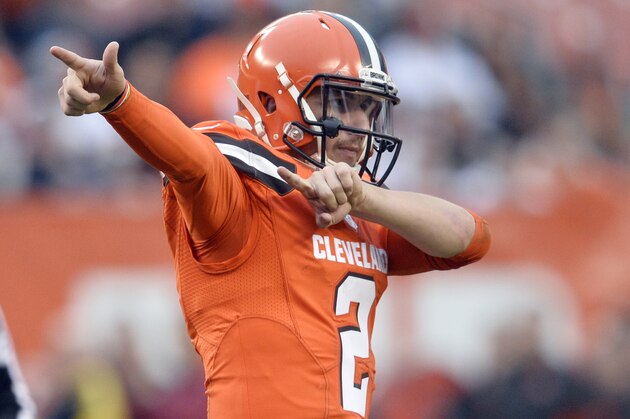 Cleveland Browns quarterback Johnny Manziel (2) signals a first down during the second half of an NFL football game against the San Francisco 49ers, Sunday, Dec. 13, 2015, in Cleveland. (AP Photo/David Richard)