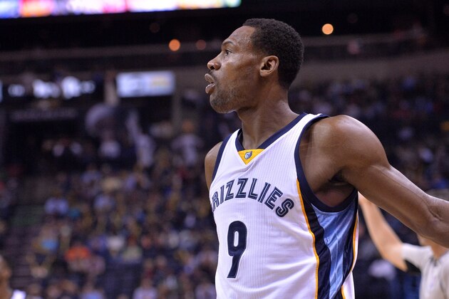 Memphis Grizzlies forward Tony Allen (9) plays in the second half of an NBA basketball game Friday, Dec. 11, 2015, in Memphis, Tenn. (AP Photo/Brandon Dill)