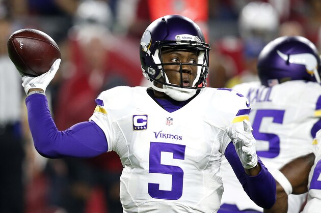 Minnesota Vikings quarterback Teddy Bridgewater (5) throws against the Arizona Cardinals during the first half of an NFL football game, Thursday, Dec. 10, 2015, in Glendale, Ariz. (AP Photo/Ross D. Franklin)