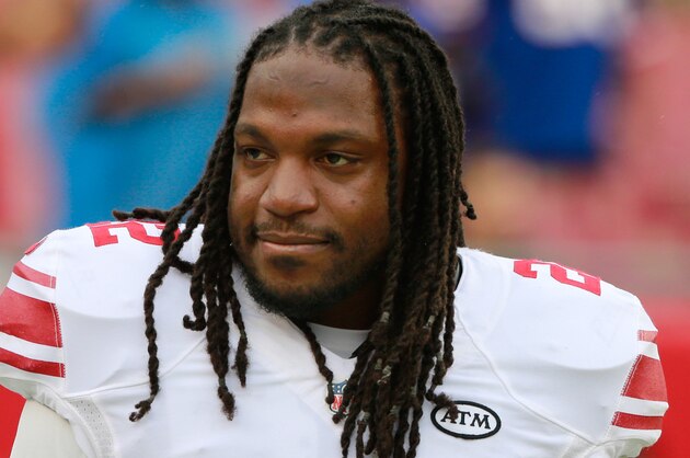 Nov 8, 2015; Tampa, FL, USA; New York Giants strong safety Brandon Meriweather (22) works out prior to the game at Raymond James Stadium. Mandatory Credit: Kim Klement-USA TODAY Sports