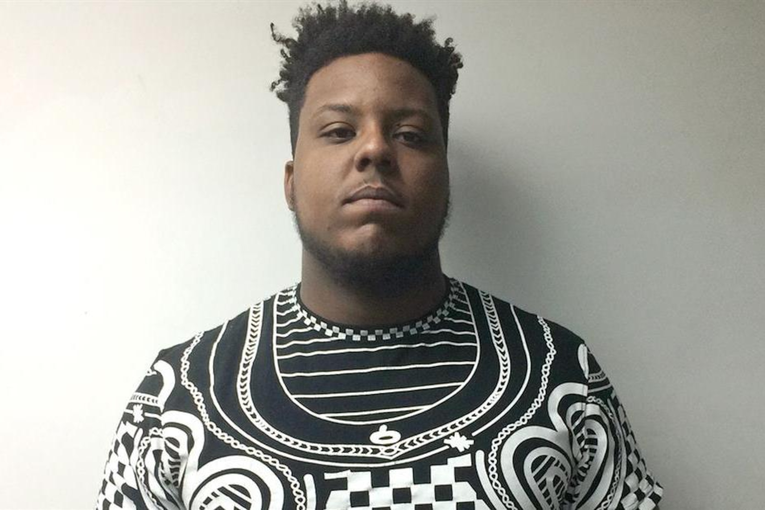 Junior college offensive tackle Charles Baldwin, the nation's top-ranked juco player, signed with Alabama on Wednesday, the first day a mid-year juco transfer could sign a national letter of intent.