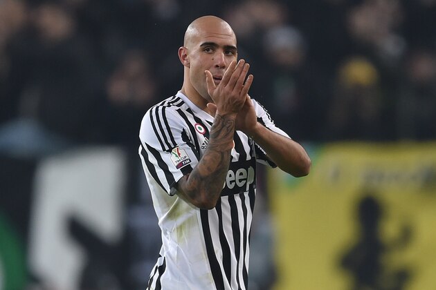 TURIN, ITALY - DECEMBER 16:  Simone Zaza of FC Juventus is replaced during the TIM Cup match between FC Juventus and Torino FC at Juventus Arena on December 16, 2015 in Turin, Italy.  (Photo by Valerio Pennicino/Getty Images)