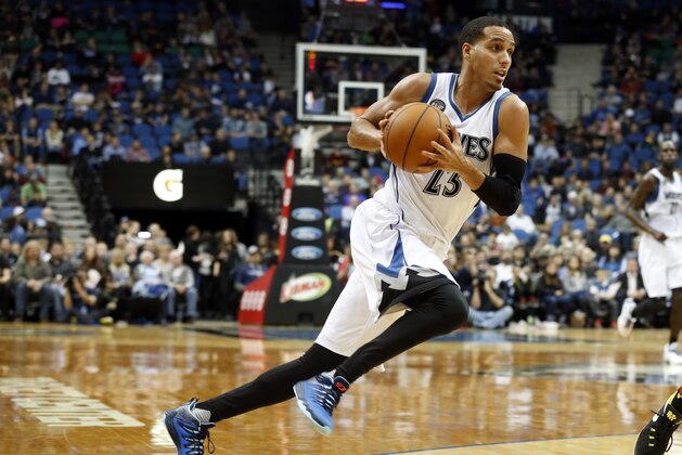 Minnesota Timberwolves’ Kevin Martin plays against the Atlanta Hawks in the second half of an NBA basketball game, Wednesday, Nov. 25, 2015, in Minneapolis. (AP Photo/Jim Mone)