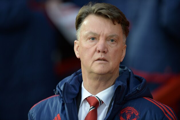 Manchester United's Dutch manager Louis van Gaal arrives for the English Premier League football match between Manchester United and Norwich City at Old Trafford in Manchester, north west England on December 19, 2015. AFP PHOTO / OLI SCARFF

RESTRICTED TO EDITORIAL USE. NO USE WITH UNAUTHORIZED AUDIO, VIDEO, DATA, FIXTURE LISTS, CLUB/LEAGUE LOGOS OR 'LIVE' SERVICES. ONLINE IN-MATCH USE LIMITED TO 75 IMAGES, NO VIDEO EMULATION. NO USE IN BETTING, GAMES OR SINGLE CLUB/LEAGUE/PLAYER PUBLICATIONS. / AFP / OLI SCARFF        (Photo credit should read OLI SCARFF/AFP/Getty Images)