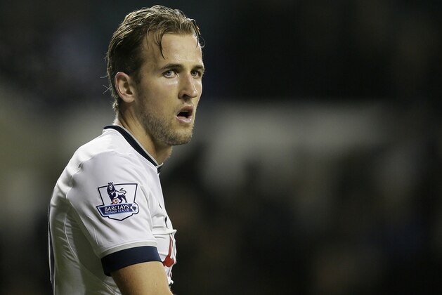 Tottenham’s Harry Kane looks across the pitch during the English Premier League soccer match between Tottenham Hotspur and Newcastle United at White Hart Lane in London, Sunday Dec. 13, 2015. (AP Photo/Tim Ireland)