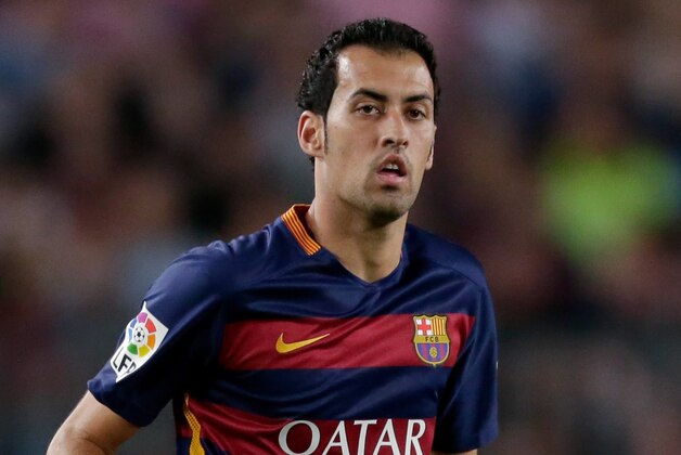 Sergio Busquets of FC Barcelona during the Joan Gamper Trophy match between Barcelona and AS Roma on August 5, 2015 at the Camp Nou stadium in Barcelona, Spain.(Photo by VI Images via Getty Images)