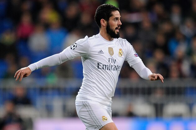 MADRID, SPAIN - DECEMBER 08:  Isco of Real Madrid in action during the UEFA Champions League Group A match between Real Madrid CF and Malmo FF at the Santiago Bernabeu stadium on December 8, 2015 in Madrid, Spain.  (Photo by Denis Doyle/Getty Images)