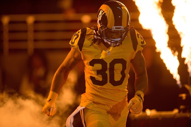 ST. LOUIS, MO - DECEMBER 17: Todd Gurley #30 of the St. Louis Rams takes to the field prior to a game against the Tampa Bay Buccaneers at the Edward Jones Dome on December 17, 2015 in St. Louis, Missouri. (Photo by Michael B. Thomas/Getty Images)