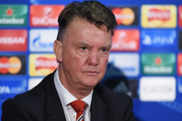MANCHESTER, ENGLAND - NOVEMBER 24:  Manchester United manager Louis van Gaal speaks to the media during the Manchester United press conference at Old Trafford on November 24, 2015 in Manchester, England.  (Photo by Michael Regan/Getty Images)