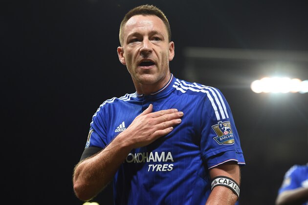 Chelsea's English defender John Terry gestures on the pitch after the English Premier League football match between Stoke City and Chelsea at the Britannia Stadium in Stoke-on-Trent, central England on November 7, 2015. Stoke won the game 1-0. AFP PHOTO / PAUL ELLIS

RESTRICTED TO EDITORIAL USE. No use with unauthorized audio, video, data, fixture lists, club/league logos or 'live' services. Online in-match use limited to 75 images, no video emulation. No use in betting, games or single club/league/player publications..        (Photo credit should read PAUL ELLIS/AFP/Getty Images)