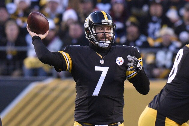 Pittsburgh Steelers quarterback Ben Roethlisberger (7) passes against the Denver Broncos in the first half of an NFL football game in Pittsburgh, Sunday, Dec., 20, 2015. (AP Photo/Don Wright)