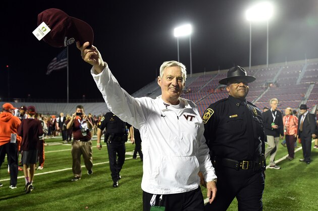 SHREVEPORT, LA - DECEMBER 26:  Head coach Frank Beamer of the Virginia Tech Hokies waves to fans following a victory over the Tulsa Golden Hurricane in the Camping World Independence Bowl on December 26, 2015 in Shreveport, Louisiana.  Virginia Tech won the game 55-52.  (Photo by Stacy Revere/Getty Images)