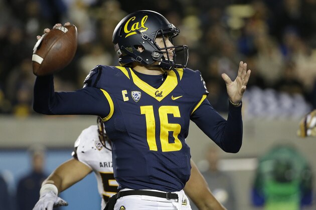 California quarterback Jared Goff (16) passes against Arizona State during the second half of an NCAA college football game in Berkeley, Calif., Saturday, Nov. 28, 2015. California won 48-46. (AP Photo/Jeff Chiu)