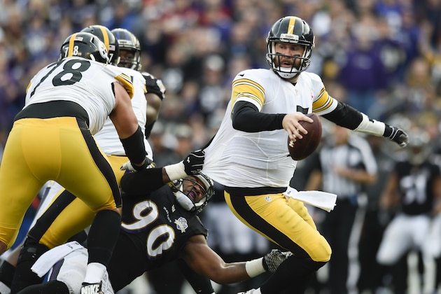 Pittsburgh Steelers quarterback Ben Roethlisberger (7) is pulled down by Baltimore Ravens linebacker Za'Darius Smith (90) during the second half of an NFL football game in Baltimore, Sunday, Dec. 27, 2015. (AP Photo/Gail Burton)