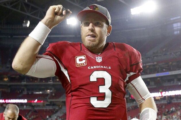 Arizona Cardinals quarterback Carson Palmer (3) leaves the field after an NFL football game against the Green Bay Packers, Sunday, Dec. 27, 2015, in Glendale, Ariz. The Cardinals won 38-8. (AP Photo/Rick Scuteri)