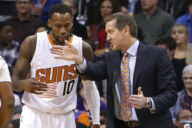 Phoenix Suns head coach Jeff Hornacek in the third quarter during an NBA basketball game against the Philadelphia 76ers, Saturday, Dec. 26, 2015, in Phoenix. (AP Photo/Rick Scuteri)